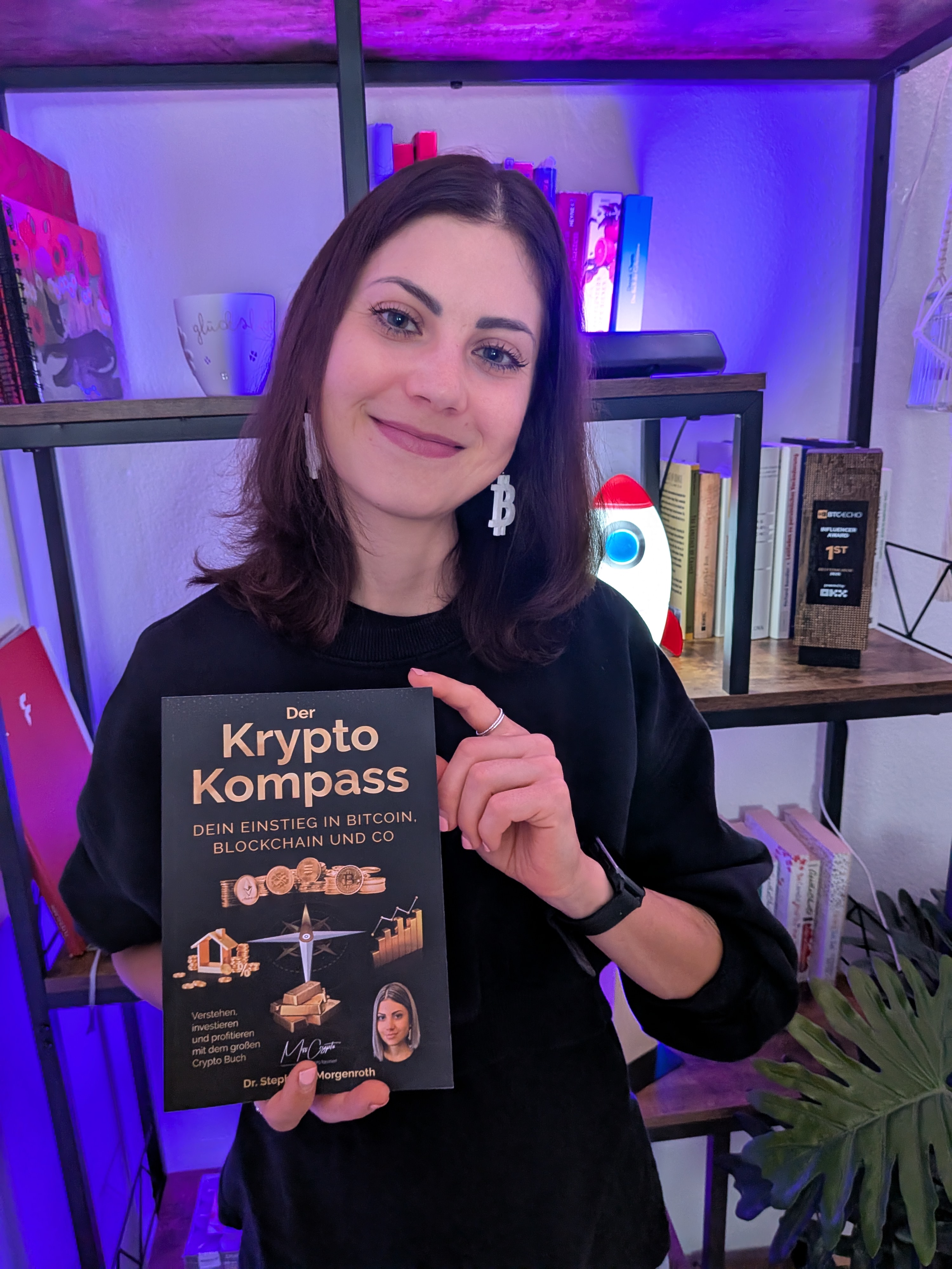 Dr. Stephanie Morgenroth mit dem Krypto Kompass